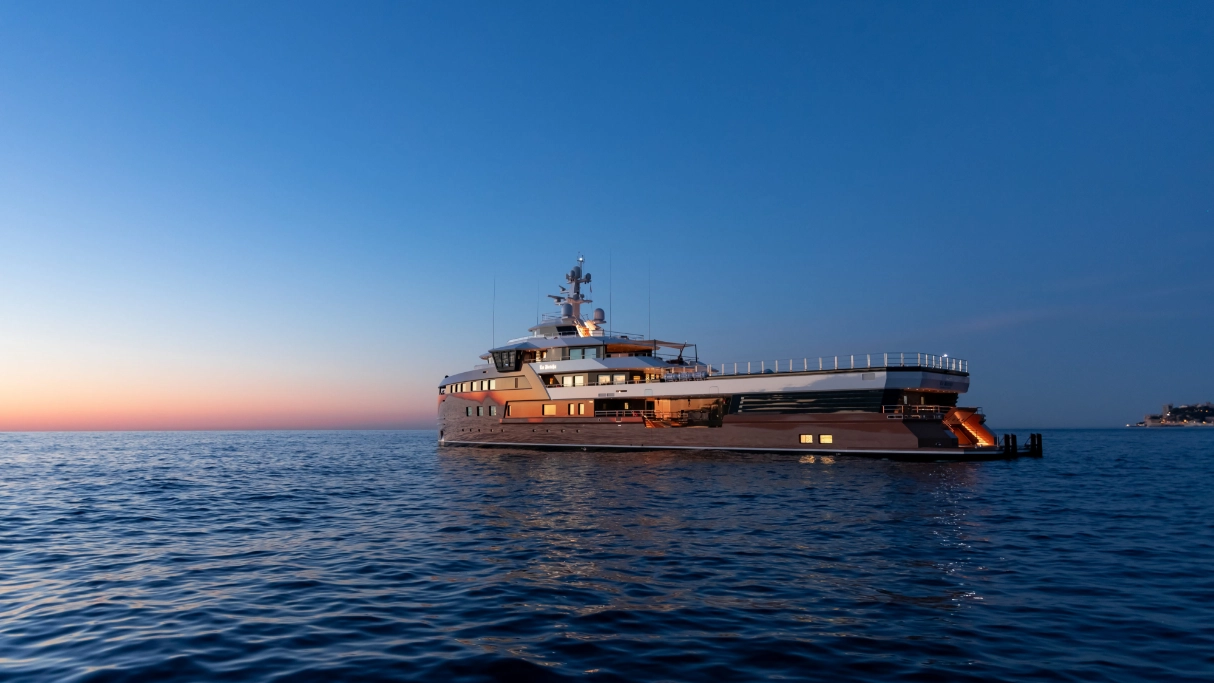 Expedition Yacht_Italy