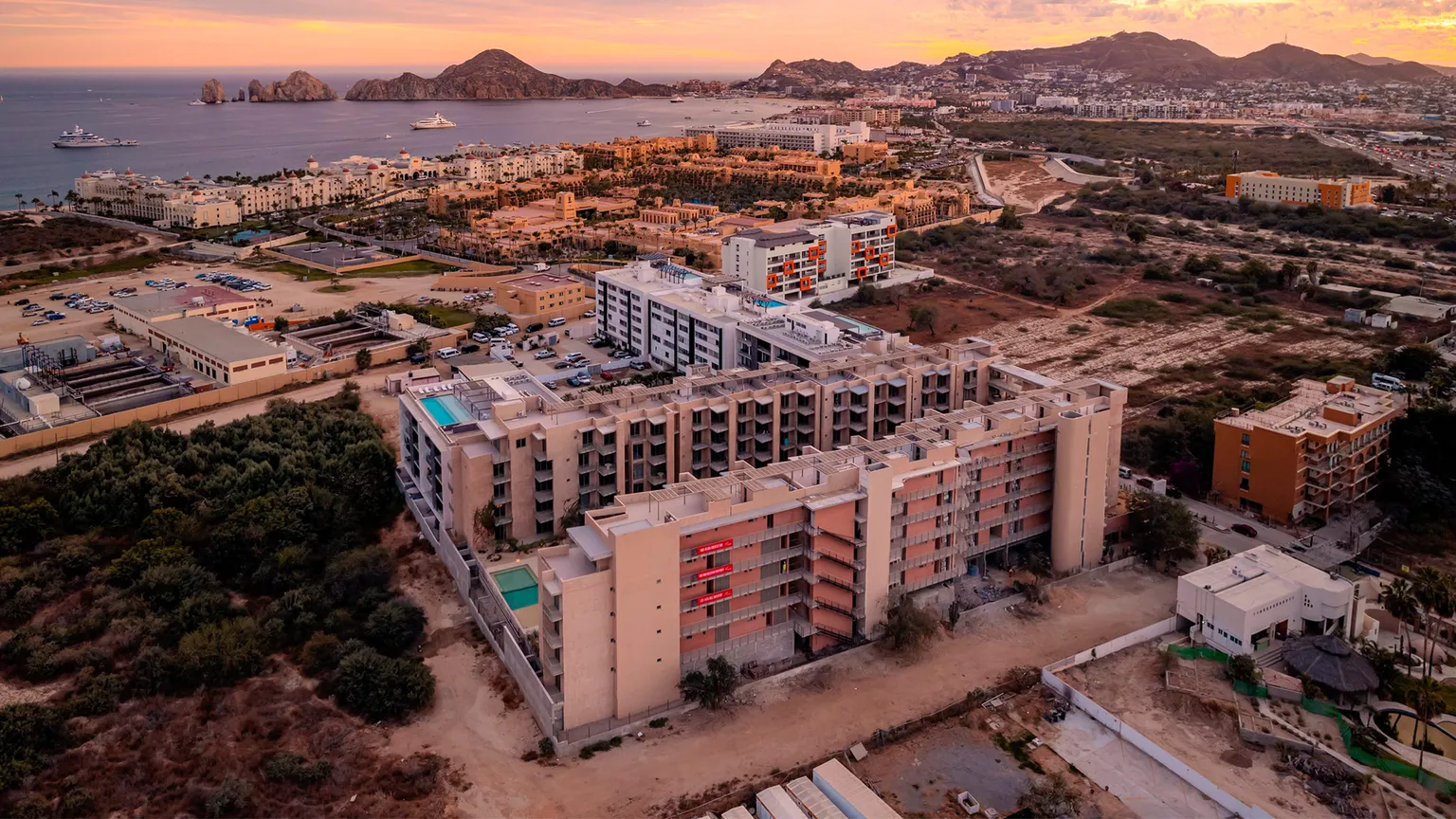 Las Arenas43