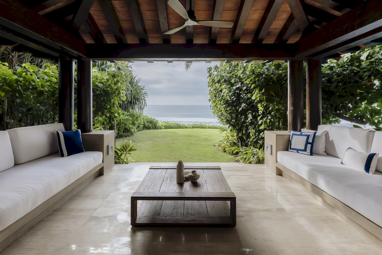 2024-12-12 - Casa Entre Rocas - Vivre Luxury Films-137