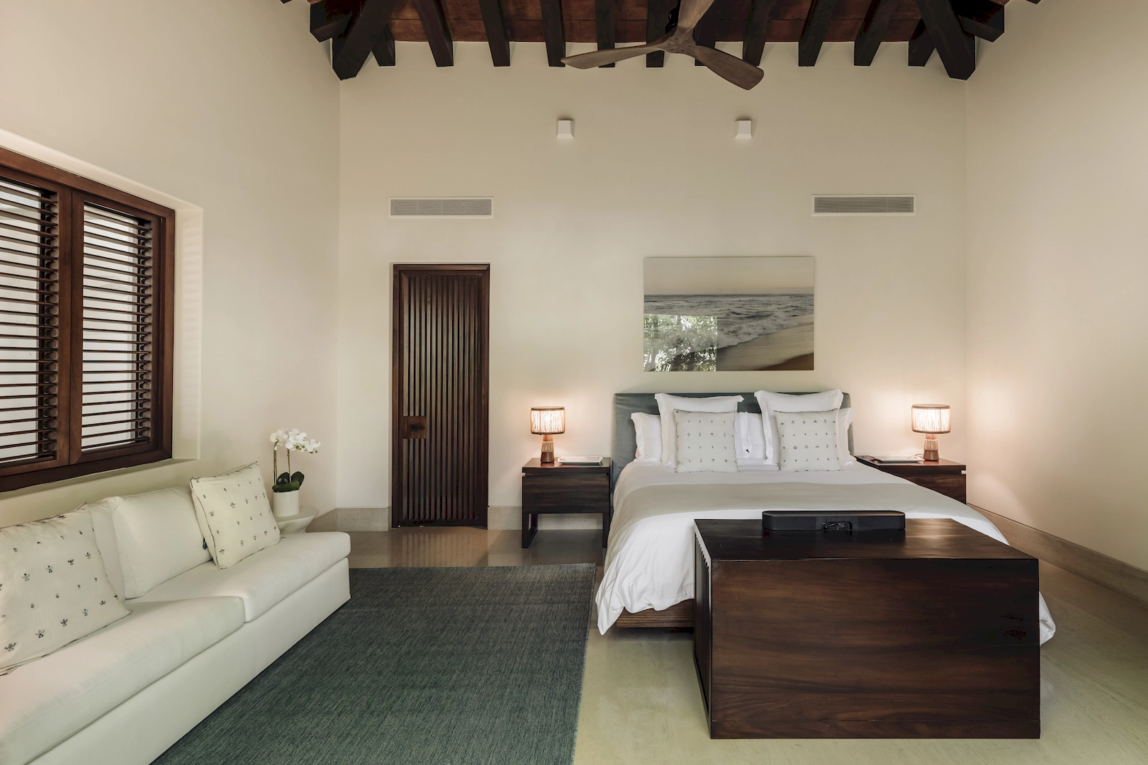 2024-12-12 - Casa Entre Rocas - Vivre Luxury Films-19